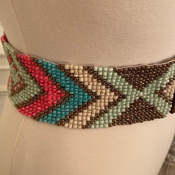 Beaded Stretch Belt - Picture 3 of 6